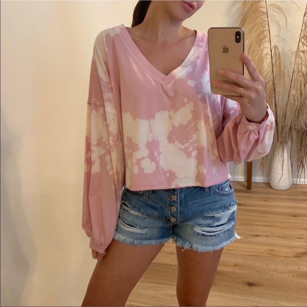 🔄🆕 Reposh Vivian Tie Dye Top